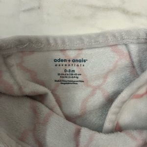 Aden and asáis sleep swaddle